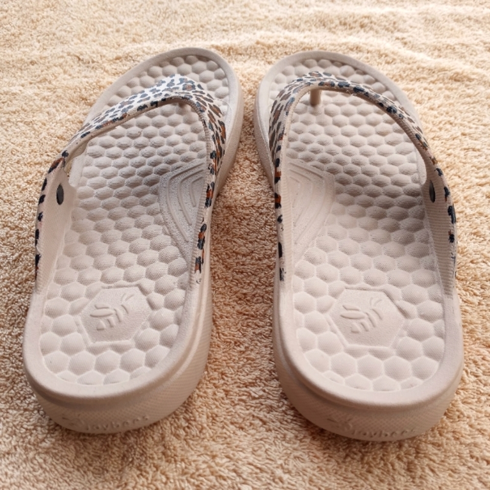 NWOT Joybees Animal Print Sandals - Picture 10 of 12